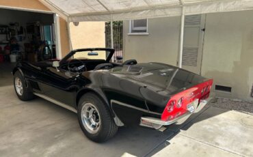 Chevrolet-corvette-convertible-1971-black-4