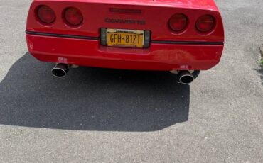 Chevrolet-corvette-convertible-1986-red-3
