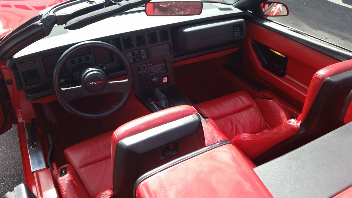 Chevrolet-corvette-convertible-1986-red-5