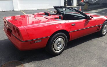 Chevrolet-corvette-convertible-1986-red-7