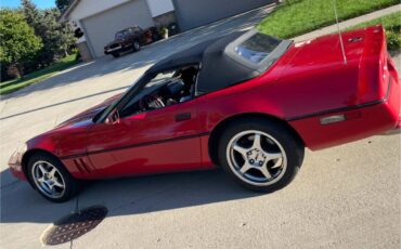 Chevrolet-corvette-convertible-1989-red