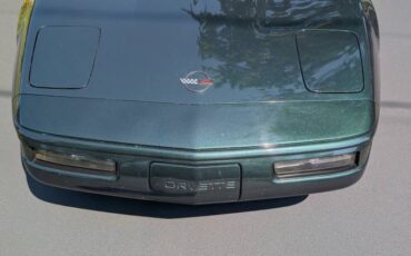 Chevrolet-corvette-convertible-1991-green-14