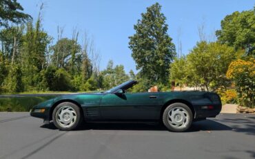Chevrolet-corvette-convertible-1991-green-2
