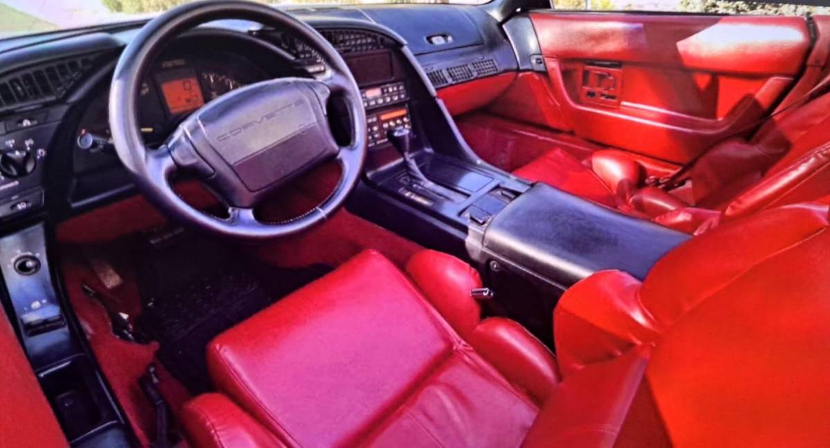 Chevrolet-corvette-convertible-1992-white-5