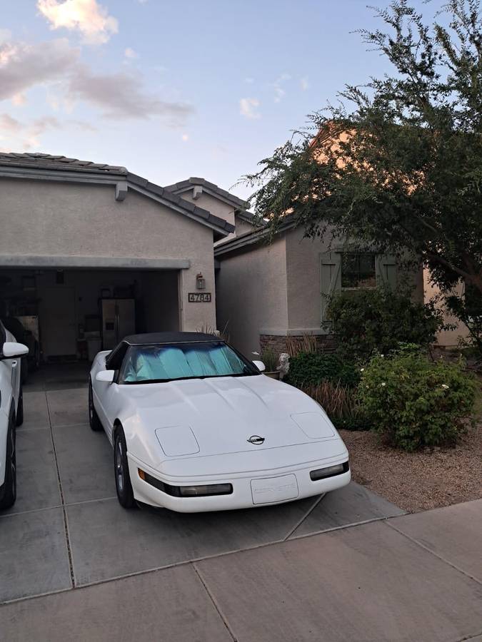 Chevrolet-corvette-convertible-1992-white-7