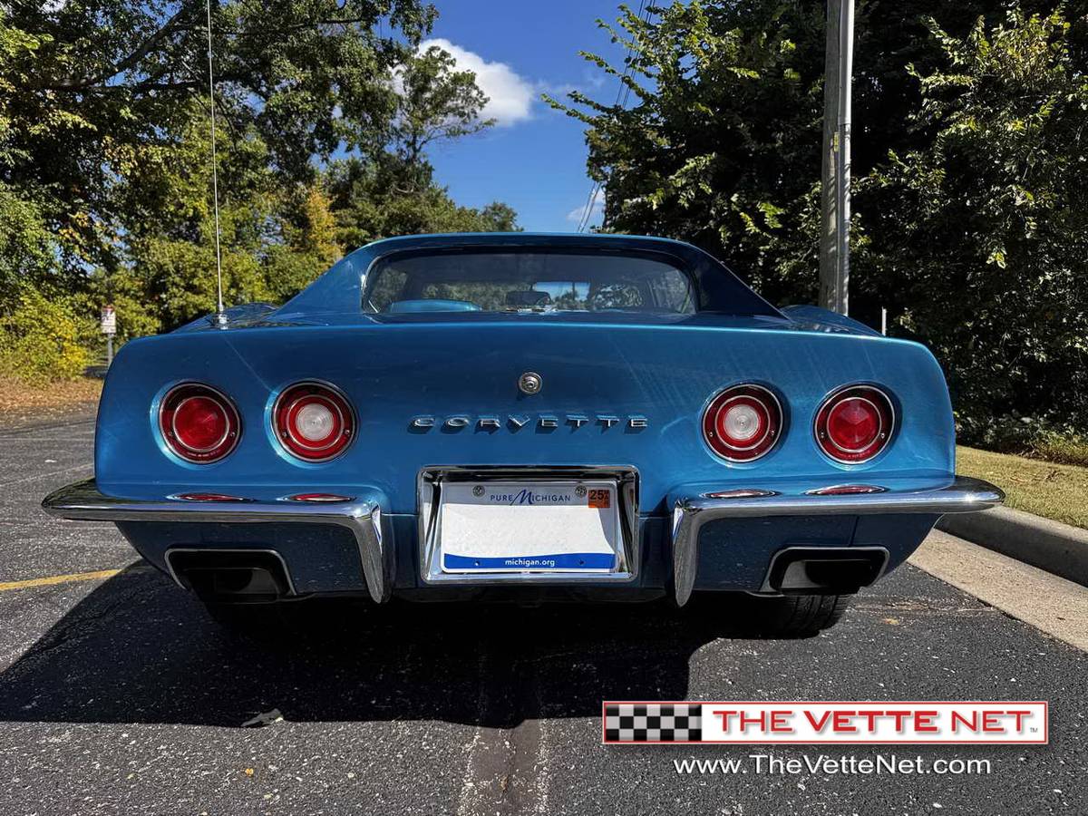 Chevrolet-corvette-coupe-1970-9