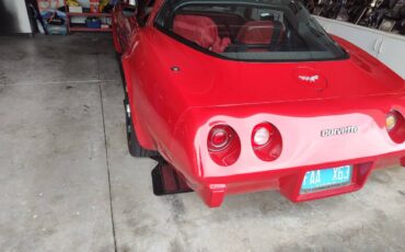 Chevrolet-corvette-coupe-1979-red-2