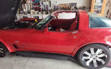 Chevrolet-corvette-coupe-1979-red-3