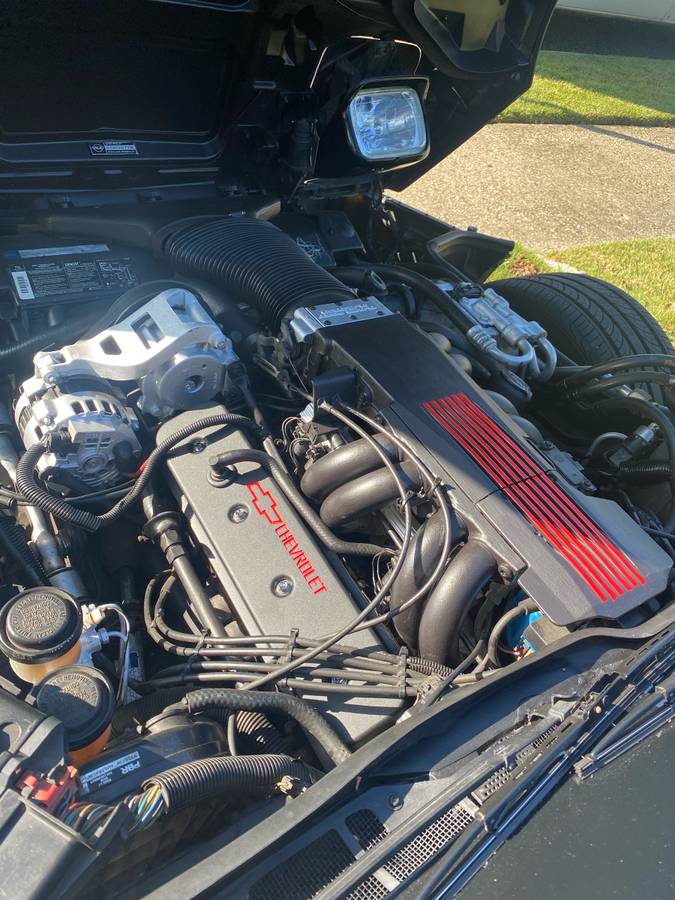 Chevrolet-corvette-coupe-1990-black-23