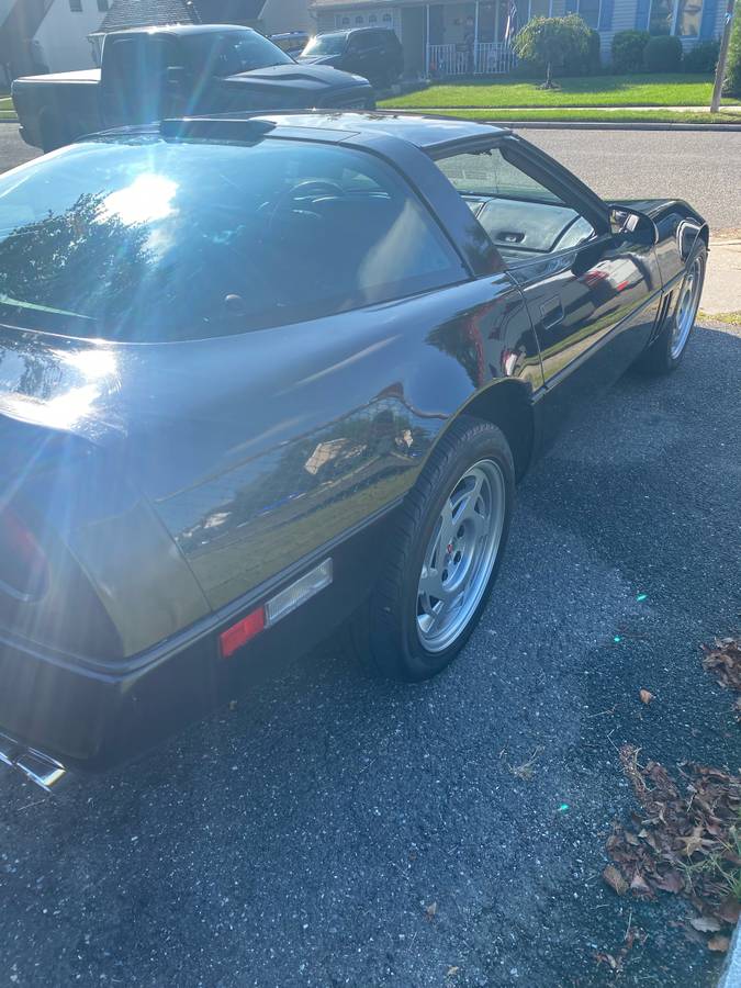 Chevrolet-corvette-coupe-1990-black-5