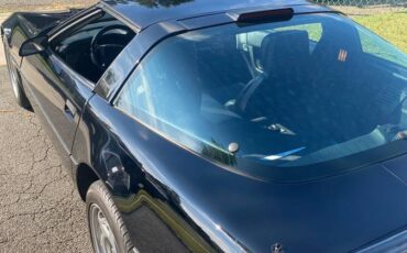 Chevrolet-corvette-coupe-1990-black-7