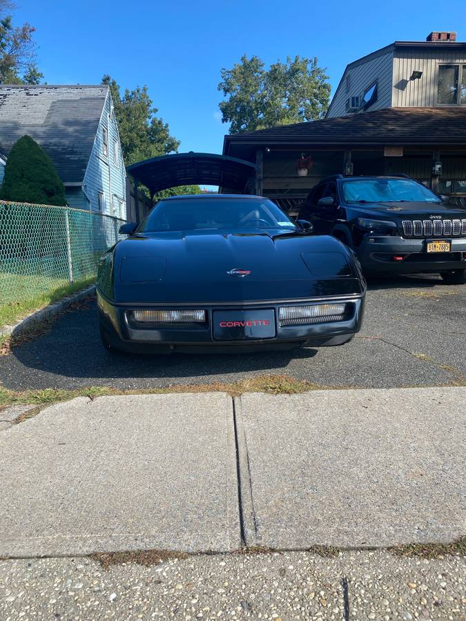 Chevrolet-corvette-coupe-1990-black
