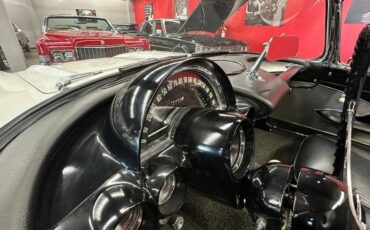 Chevrolet-corvette-fuelie-1961-white-10