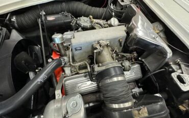 Chevrolet-corvette-fuelie-1961-white-12