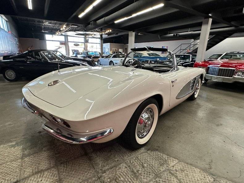 Chevrolet-corvette-fuelie-1961-white-5