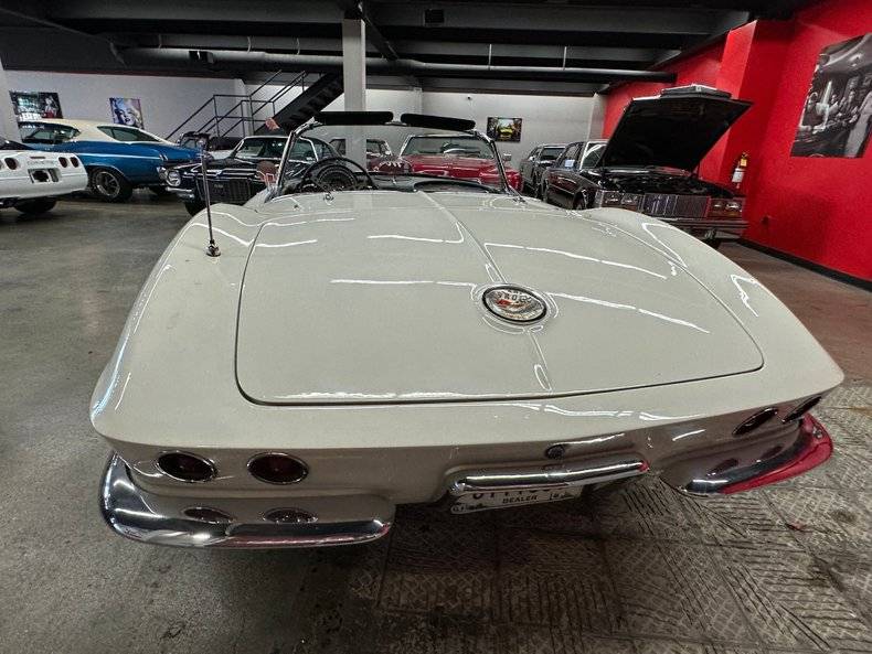Chevrolet-corvette-fuelie-1961-white-6