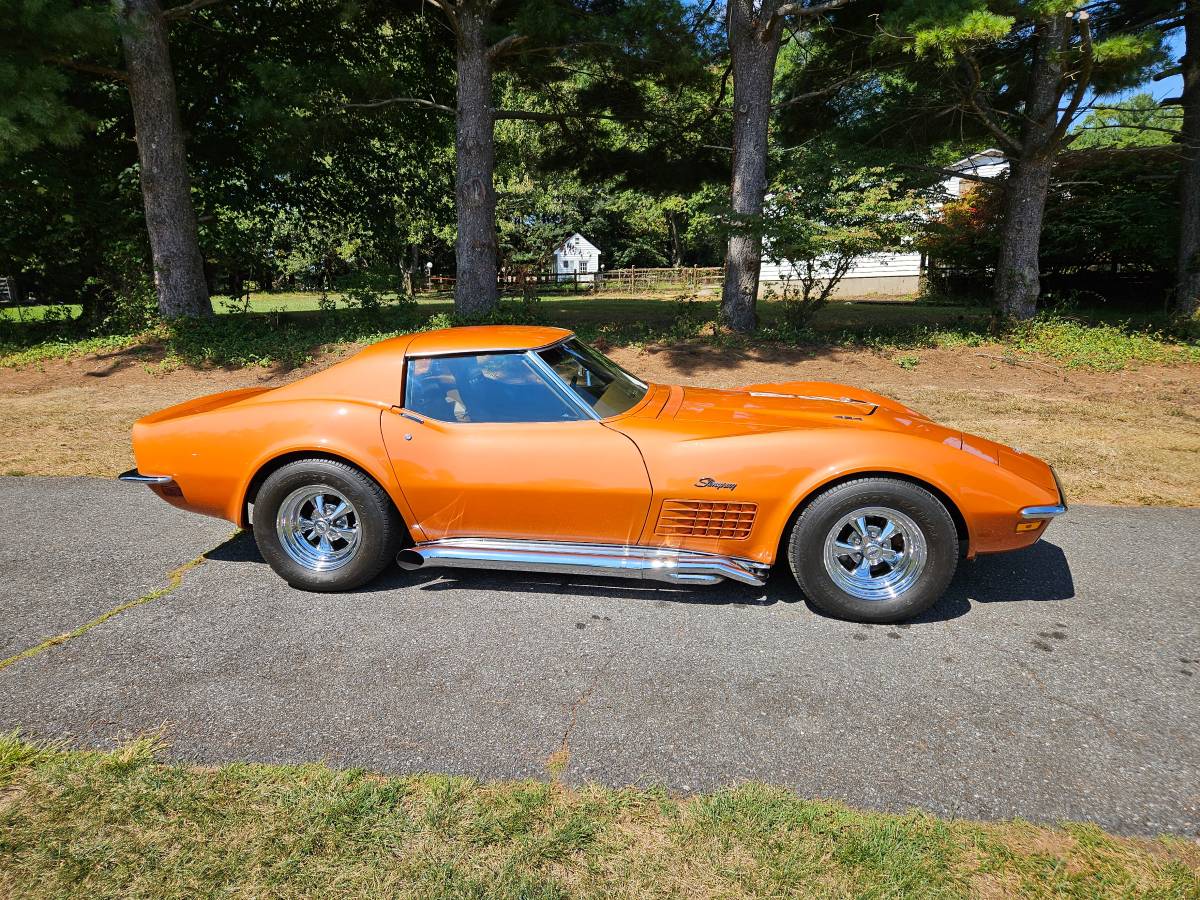 Chevrolet-corvette-ls5-1972-orange-10