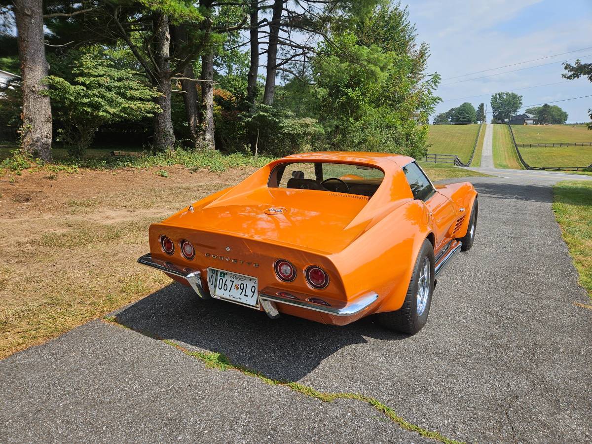 Chevrolet-corvette-ls5-1972-orange-10