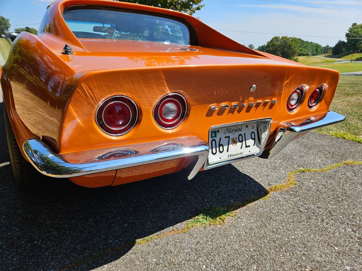 Chevrolet-corvette-ls5-1972-orange-11