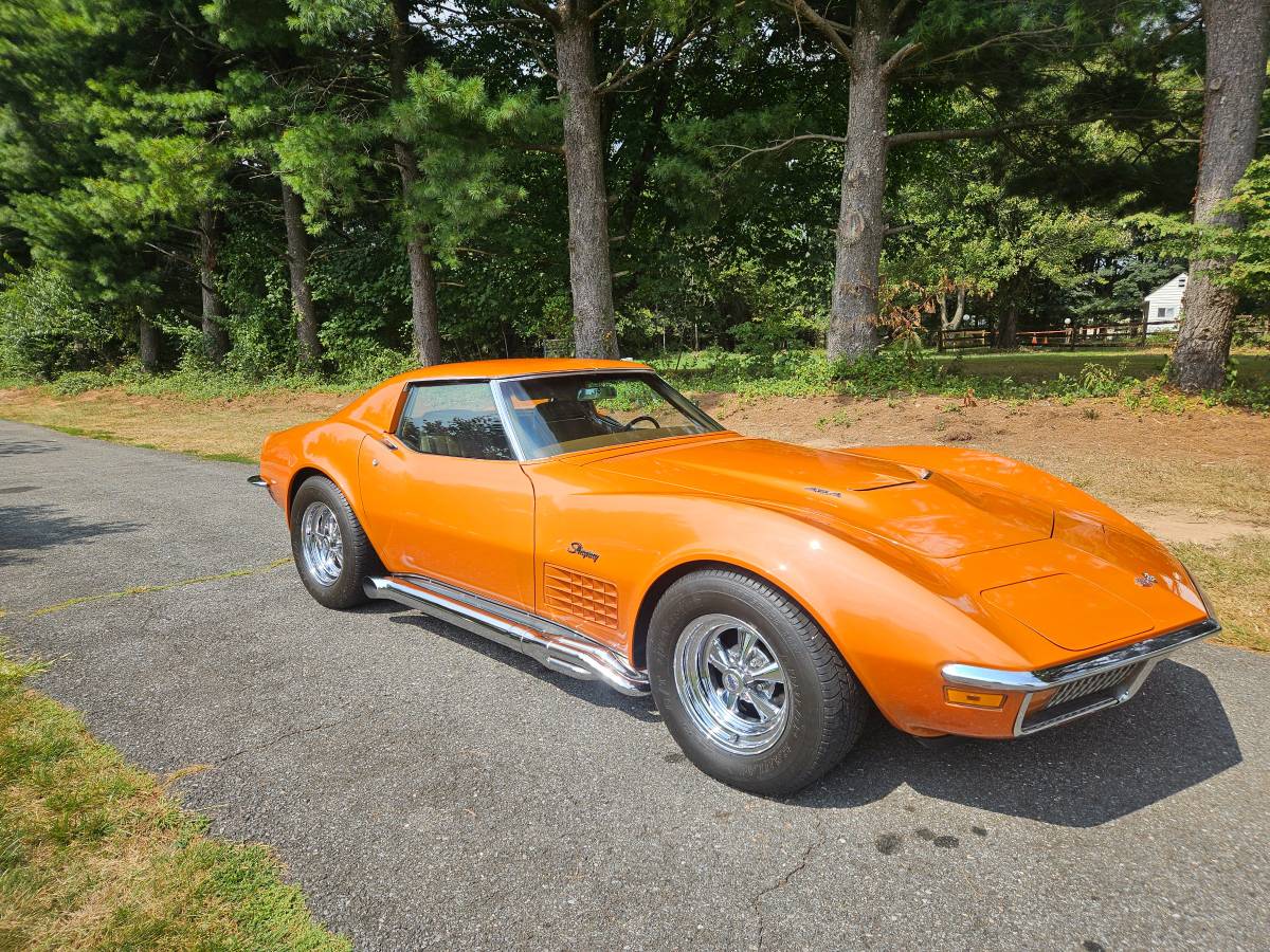 Chevrolet-corvette-ls5-1972-orange-11