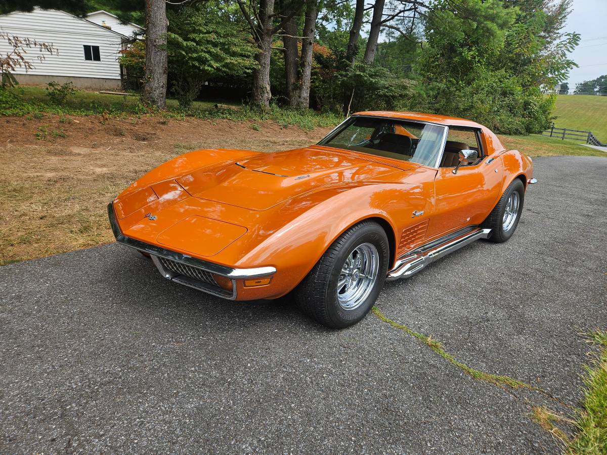 Chevrolet-corvette-ls5-1972-orange-23