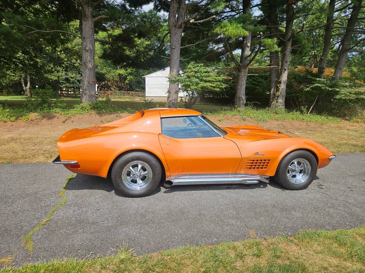Chevrolet-corvette-ls5-1972-orange-8