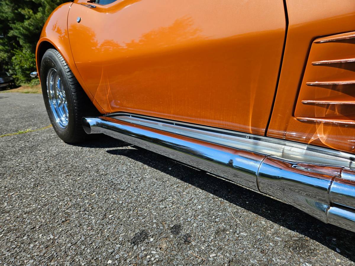 Chevrolet-corvette-ls5-1972-orange-9