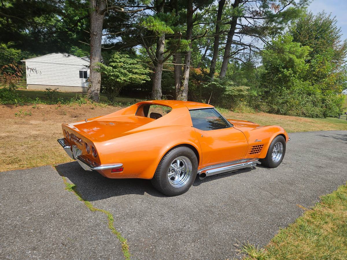 Chevrolet-corvette-ls5-1972-orange-9