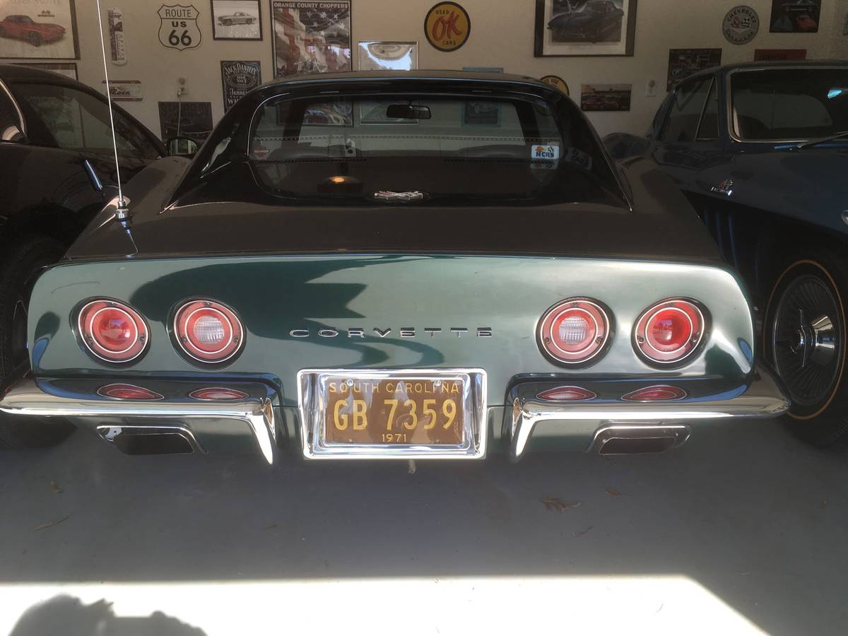 Chevrolet-corvette-lt1-1971-green-1