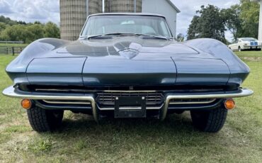 Chevrolet-corvette-sting-ray-1967-2
