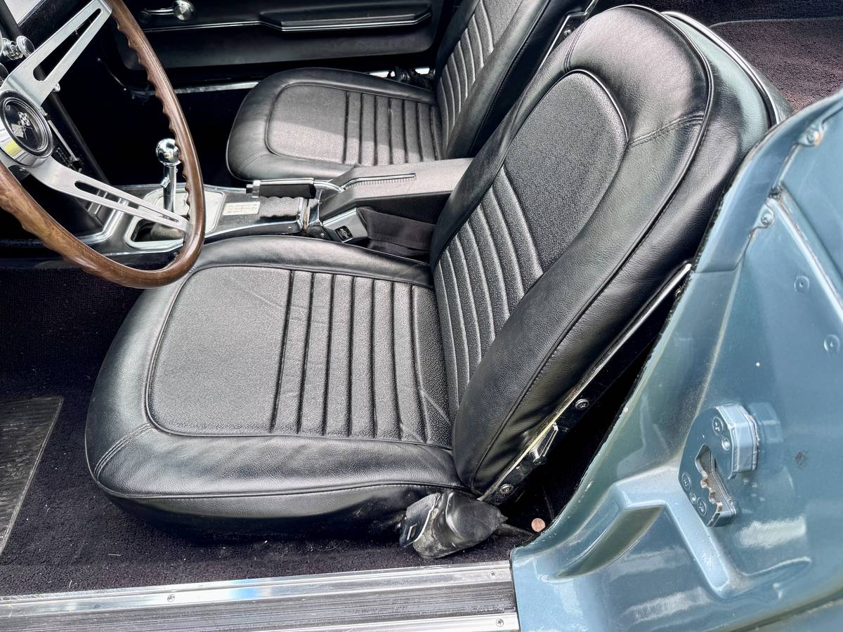 Chevrolet-corvette-sting-ray-1967-6