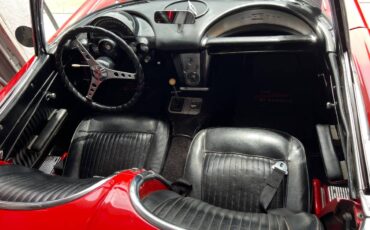 Chevrolet-corvette-stingray-1962-red-18