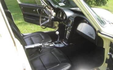 Chevrolet-corvette-stingray-1965-9