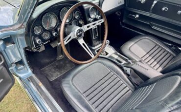 Chevrolet-corvette-stingray-1966-white-10
