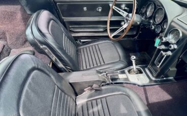 Chevrolet-corvette-stingray-1967-18