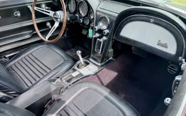 Chevrolet-corvette-stingray-1967-52