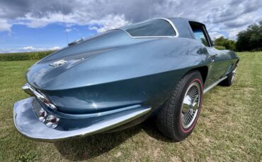 Chevrolet-corvette-stingray-1967-74