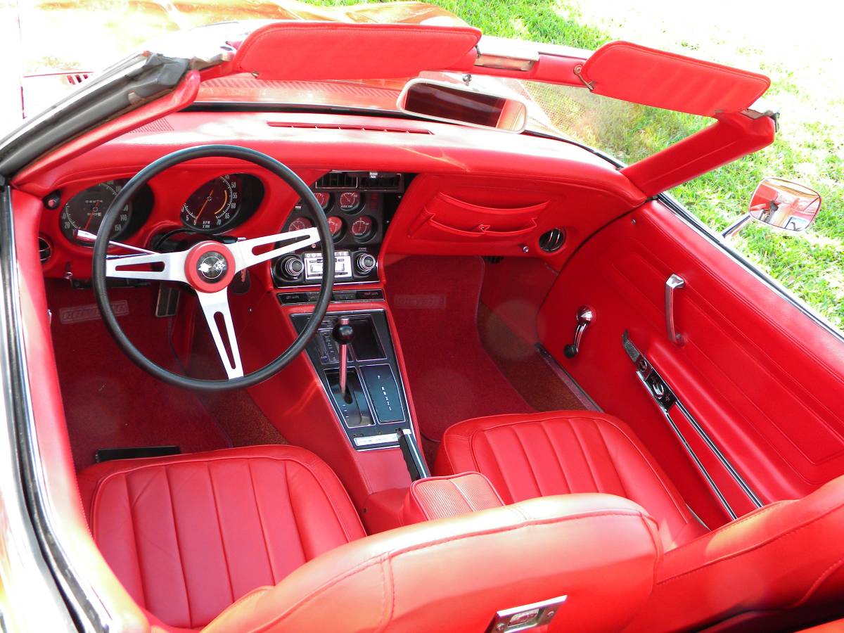 Chevrolet-corvette-stingray-1970-red-13