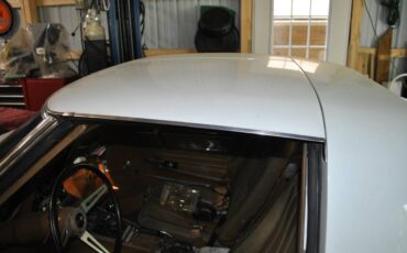 Chevrolet-corvette-stingray-1971-white-6