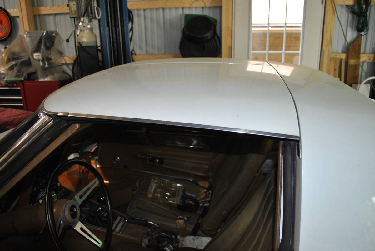Chevrolet-corvette-stingray-1971-white-6