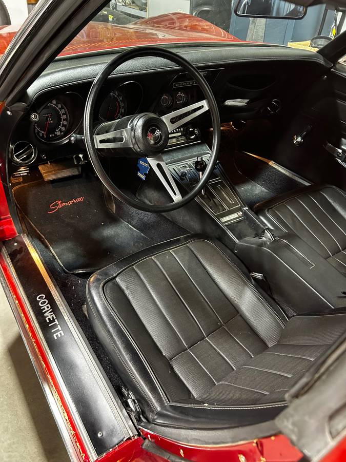 Chevrolet-corvette-stingray-1972-2