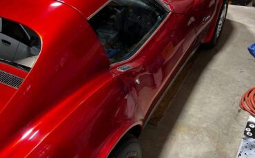 Chevrolet-corvette-stingray-1972-4