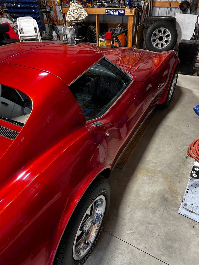Chevrolet-corvette-stingray-1972-4