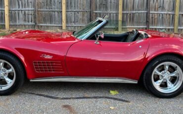 Chevrolet-corvette-stingray-1972-red-3