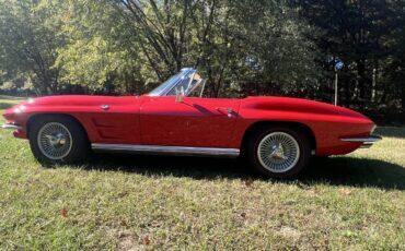 Chevrolet-corvette-stingray-convertible-1964-red-1