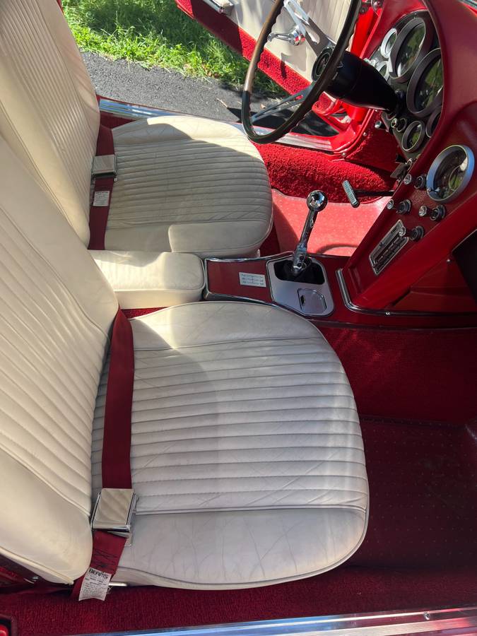 Chevrolet-corvette-stingray-convertible-1964-red-4