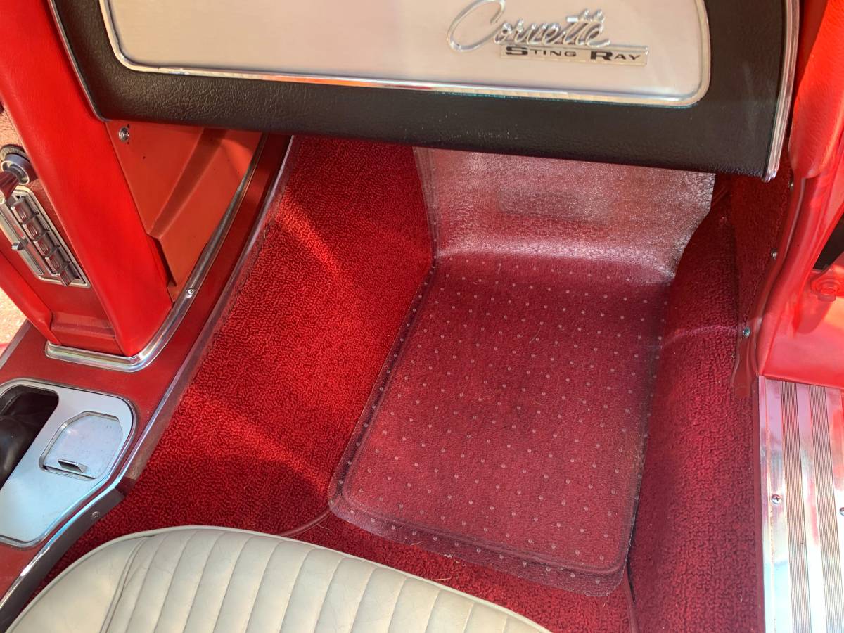 Chevrolet-corvette-stingray-convertible-1964-red-6