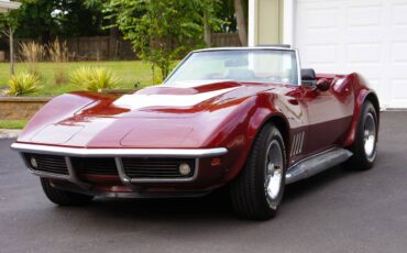 Chevrolet-corvette-stingray-convertible-1969-red-1
