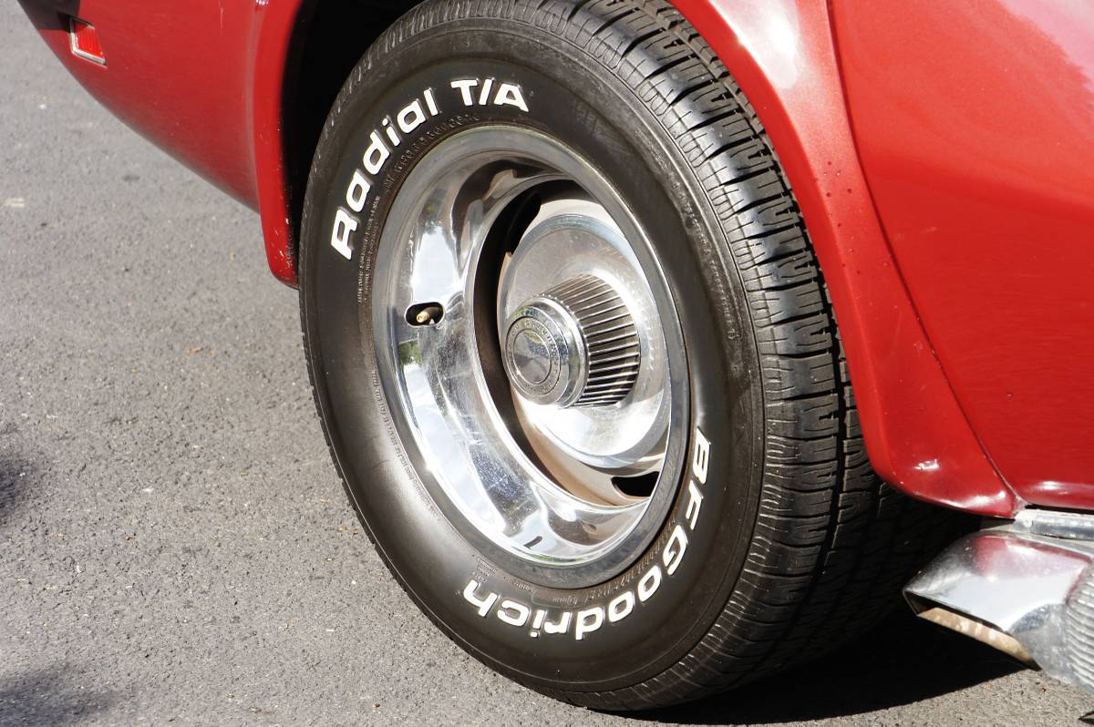Chevrolet-corvette-stingray-convertible-1969-red-20