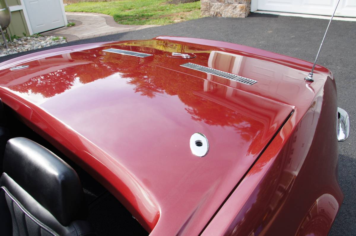 Chevrolet-corvette-stingray-convertible-1969-red-7